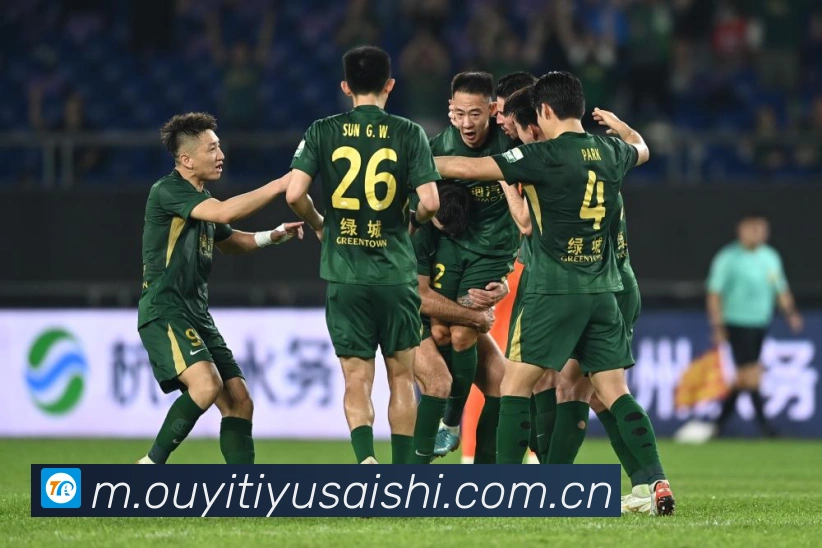 杜兰特阿门与史密斯稳定发挥让球队更具竞争力输球就成众矢之的专题观察-深度解析 杜兰特阿门与史密斯稳定发挥让球队更具竞争力输球就成众矢之的专题观察-深度解析